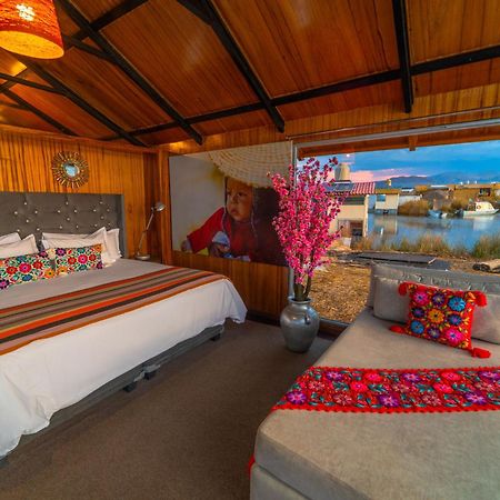Uros Kay Pacha Lodge Puno Esterno foto